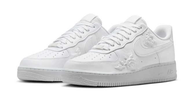 Nike Air Force 1 '07 'Triple White'
